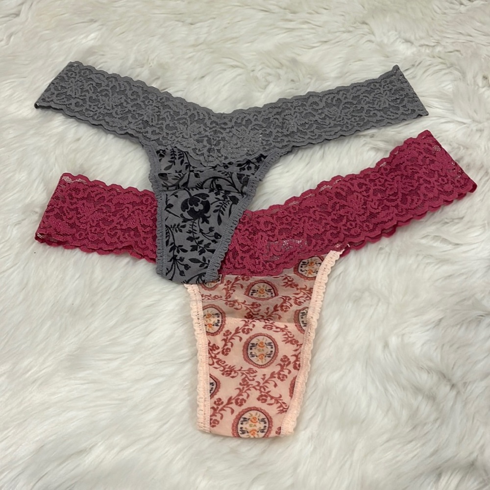 Victoria Secret Bundle of 2 Lace Mesh Tongs Panties Women One Size New